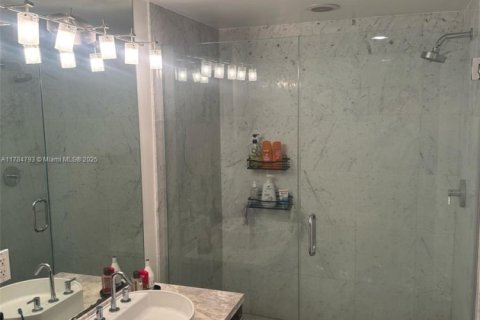 Купить кондоминиум в Майами, Флорида 1 спальня, 74.88м2, № 1958774 - фото 4