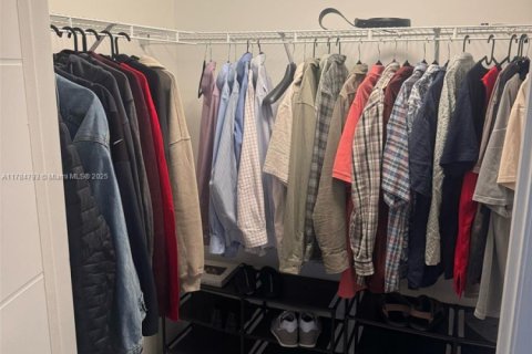 Купить кондоминиум в Майами, Флорида 1 спальня, 74.88м2, № 1958774 - фото 8