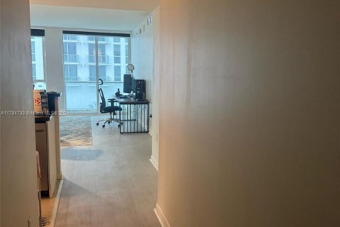 Купить кондоминиум в Майами, Флорида 1 спальня, 74.88м2, № 1958774 - фото 12