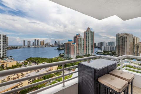 Copropriété à vendre à Aventura, Floride: 2 chambres, 91.97 m2 № 1859887 - photo 17