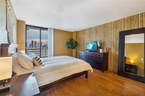 Copropriété à vendre à Aventura, Floride: 2 chambres, 91.97 m2 № 1859887 - photo 15