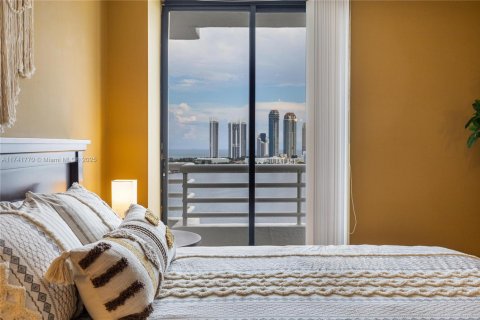 Copropriété à vendre à Aventura, Floride: 2 chambres, 91.97 m2 № 1859887 - photo 13