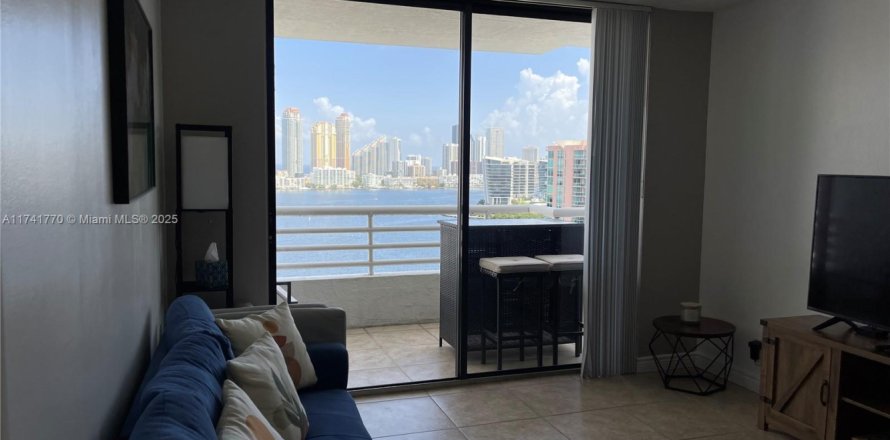 Condo à Aventura, Floride, 2 chambres  № 1859887