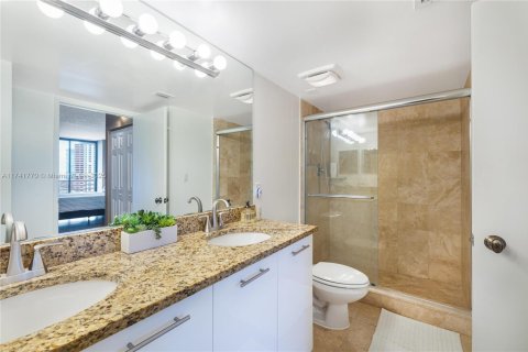 Copropriété à vendre à Aventura, Floride: 2 chambres, 91.97 m2 № 1859887 - photo 27