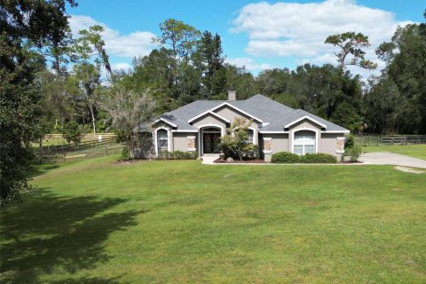 Casa en Ocala, Florida 5 dormitorios, 275.27 m2 № 2373876