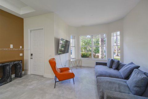 Villa ou maison à vendre à Weston, Floride: 3 chambres, 187.57 m2 № 1964817 - photo 12