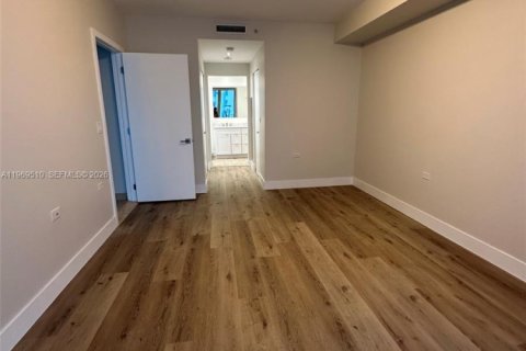 Apartment in Miami, Florida 3 bedrooms, 138.24 sq.m. № 2031006 - photo 5