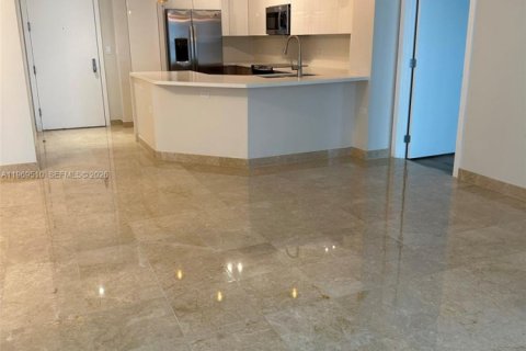 Apartment in Miami, Florida 3 bedrooms, 138.24 sq.m. № 2031006