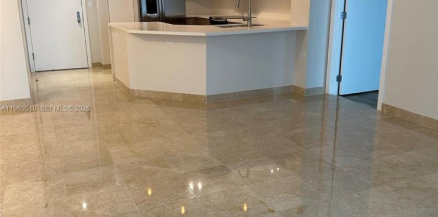 Apartment in Miami, Florida 3 bedrooms, 138.24 sq.m. № 2031006