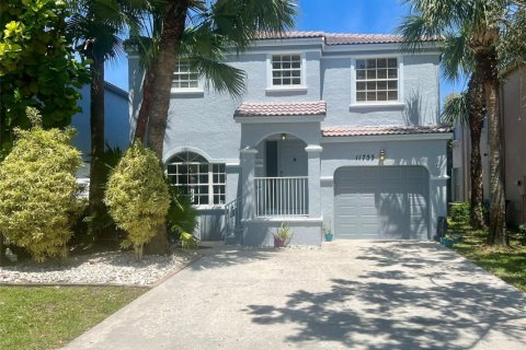 Casa en venta en Coral Springs, Florida, 3 dormitorios, 162.49 m2 № 1120314 - foto 1