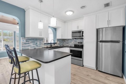 Casa en venta en Saint Petersburg, Florida, 3 dormitorios, 134.62 m2 № 1516196 - foto 11