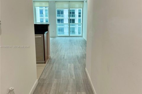 Снять в аренду кондоминиум в Майами, Флорида 1 спальня, 74.88м2, № 2049251 - фото 5