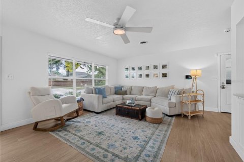 Casa en venta en Altamonte Springs, Florida, 3 dormitorios, 119.38 m2 № 2290957 - foto 12