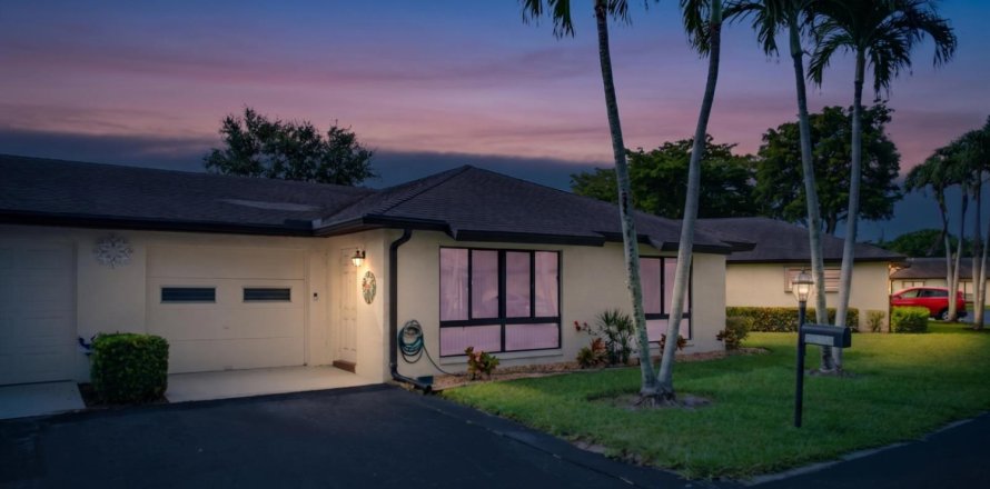 Condominio en Boynton Beach, Florida, 2 dormitorios  № 2185019