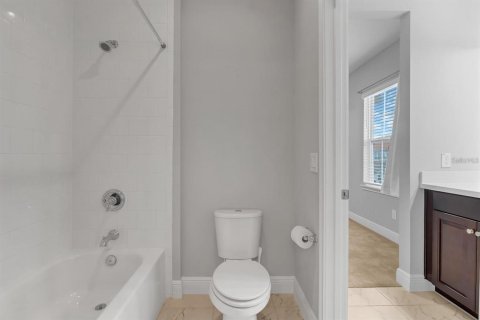 Adosado en alquiler en Apopka, Florida, 3 dormitorios, 193.52 m2 № 2148055 - foto 24