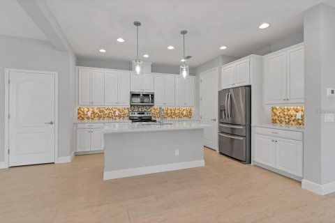 Adosado en alquiler en Apopka, Florida, 3 dormitorios, 193.52 m2 № 2148055 - foto 8