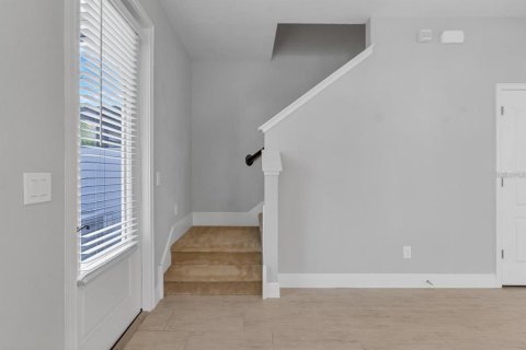 Adosado en alquiler en Apopka, Florida, 3 dormitorios, 193.52 m2 № 2148055 - foto 13