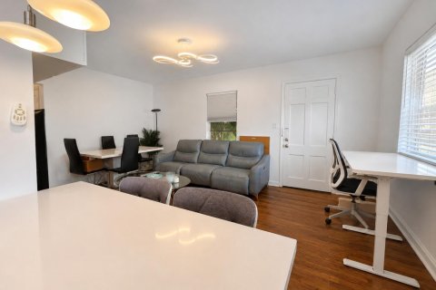 Immobilier commercial à vendre à Fort Lauderdale, Floride: 247.31 m2 № 2082966 - photo 10