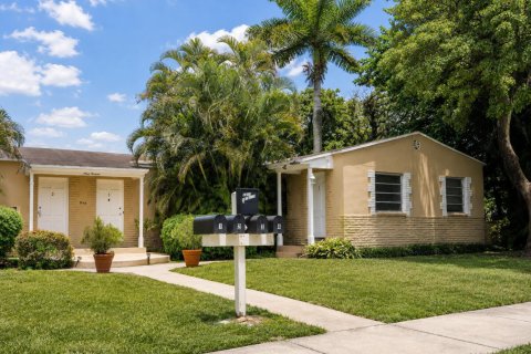 Immobilier commercial à vendre à Fort Lauderdale, Floride: 247.31 m2 № 2082966 - photo 4