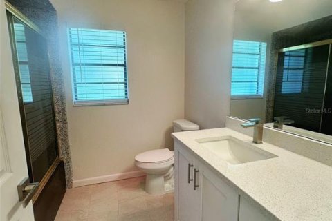 House in Merrit Island, Florida 5 bedrooms, 260.31 sq.m. № 1849953 - photo 18