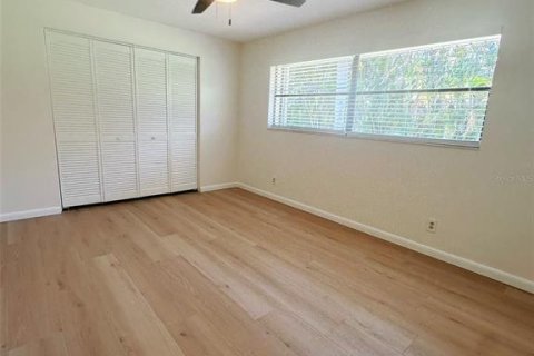 House in Merrit Island, Florida 5 bedrooms, 260.31 sq.m. № 1849953 - photo 20