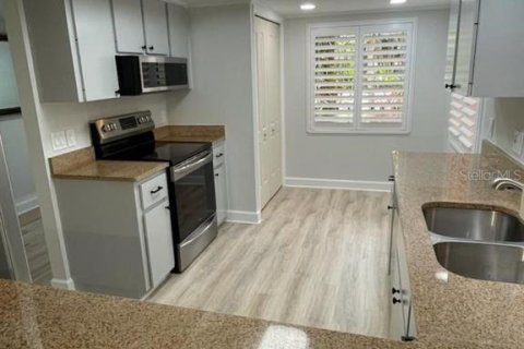 Condominio en alquiler en Bradenton, Florida, 2 dormitorios, 116.5 m2 № 1536475 - foto 7