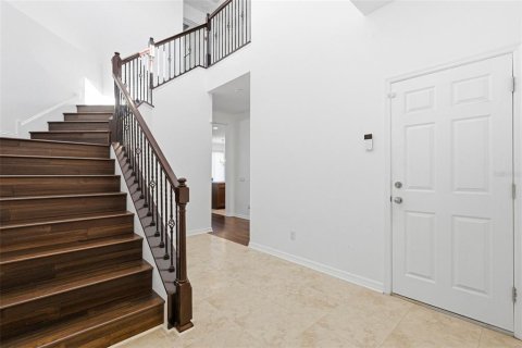 House in Zephyrhills, Florida 4 bedrooms, 199.09 sq.m. № 2155550 - photo 5