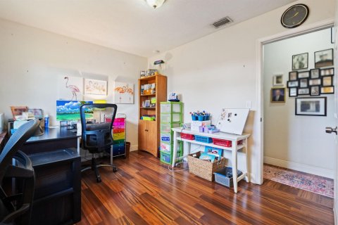 Casa en venta en Hollywood, Florida, 4 dormitorios, 239.32 m2 № 2178576 - foto 25