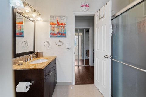 Casa en venta en Hollywood, Florida, 4 dormitorios, 239.32 m2 № 2178576 - foto 20