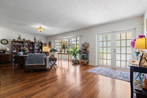 Casa en venta en Hollywood, Florida, 4 dormitorios, 239.32 m2 № 2178576 - foto 6