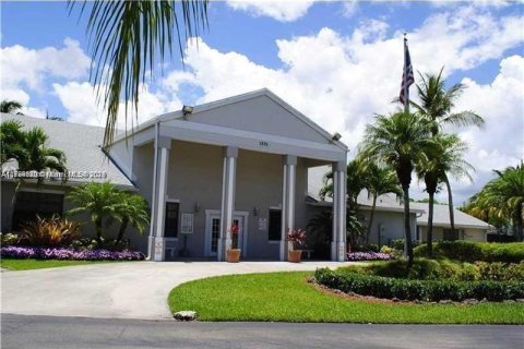 Condo in Homestead, Florida, 2 bedrooms  № 1695768 - photo 19
