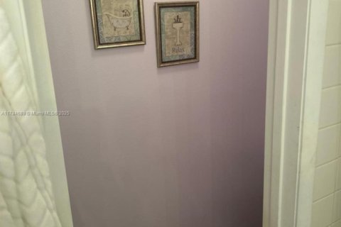 Condo in Homestead, Florida, 2 bedrooms  № 1695768 - photo 5