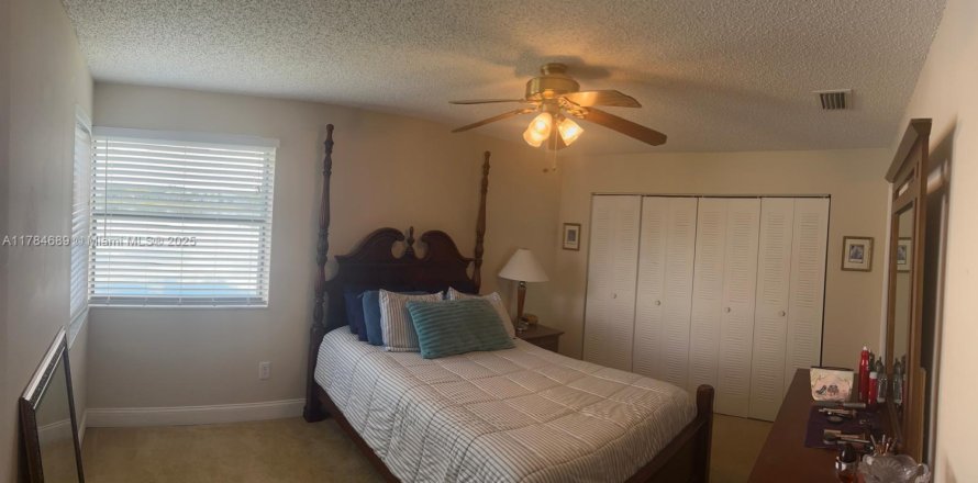 Condo in Homestead, Florida, 2 bedrooms  № 1695768