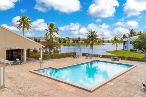Condo in Homestead, Florida, 2 bedrooms  № 1695768 - photo 21