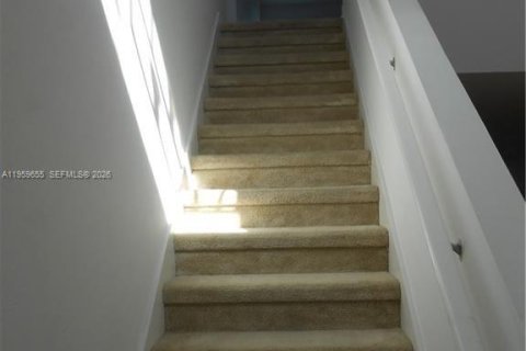 Villa ou maison à vendre à Lehigh Acres, Floride: 5 chambres № 2080660 - photo 24