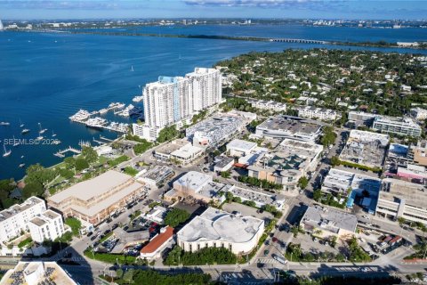 Commercial property in Miami Beach, Florida № 2057658 - photo 23