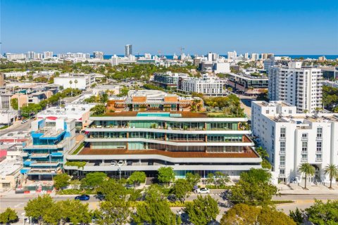 Commercial property in Miami Beach, Florida № 2057658 - photo 21