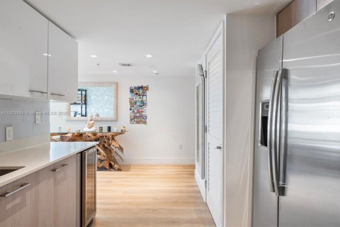 Купить кондоминиум в Бей-Харбор-Айлендс, Флорида 2 спальни, 127.09м2, № 1957154 - фото 14