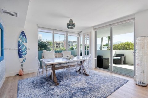 Купить кондоминиум в Бей-Харбор-Айлендс, Флорида 2 спальни, 127.09м2, № 1957154 - фото 7