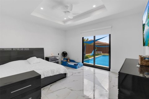 Снять в аренду виллу или дом в Хомстед, Флорида 4 спальни, 176.05м2, № 1991455 - фото 20