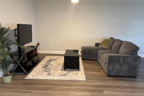 Condo in Boynton Beach, Florida, 1 bedroom № 2182864 - photo 9