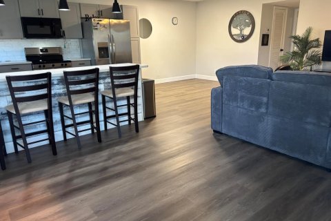 Condo in Boynton Beach, Florida, 1 bedroom  № 2182864