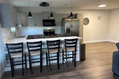 Condo in Boynton Beach, Florida, 1 bedroom № 2182864 - photo 2