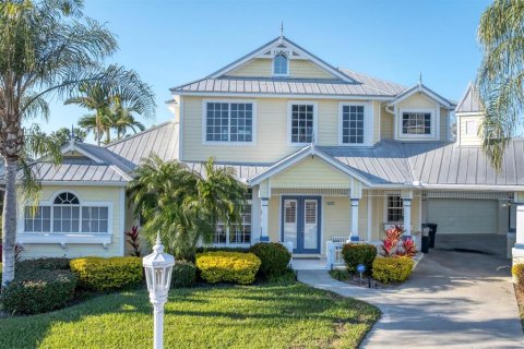 House in Bradenton, Florida 4 bedrooms, 284.37 sq.m. № 2220827 - photo 7