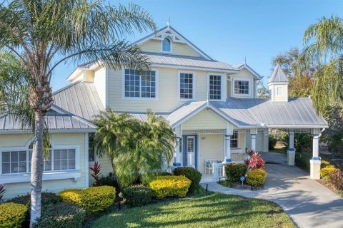 House in Bradenton, Florida 4 bedrooms, 284.37 sq.m. № 2220827 - photo 2