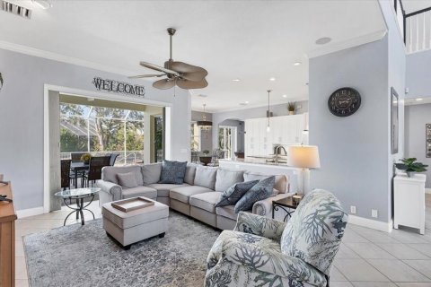 House in Bradenton, Florida 4 bedrooms, 284.37 sq.m. № 2220827 - photo 23