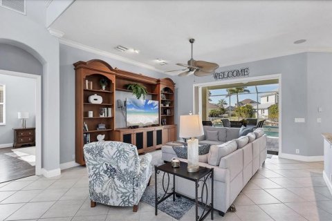 House in Bradenton, Florida 4 bedrooms, 284.37 sq.m. № 2220827 - photo 20