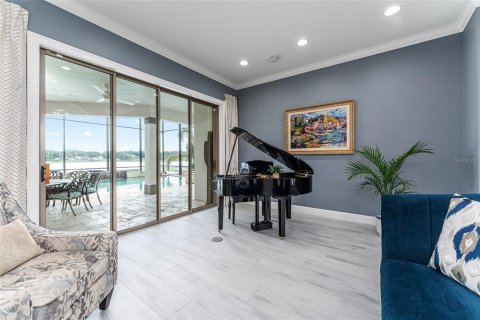 Casa en venta en Fruitland Park, Florida, 5 dormitorios, 357.21 m2 № 1777143 - foto 9