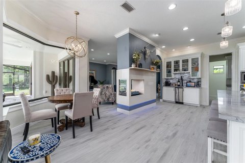 Casa en venta en Fruitland Park, Florida, 5 dormitorios, 357.21 m2 № 1777143 - foto 23