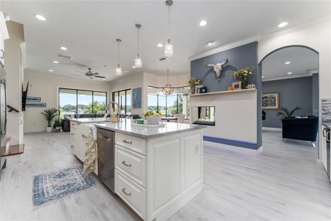 Villa ou maison à vendre à Fruitland Park, Floride: 5 chambres, 357.21 m2 № 1777143 - photo 20